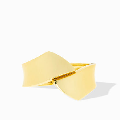 the Alexandra overlap cuff (lzybigoyc)