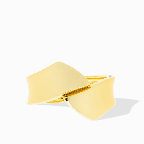the Alexandra overlap cuff (lzybigoyc)